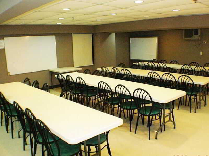 Sir William'S Hotel Cidade Quezon Exterior foto