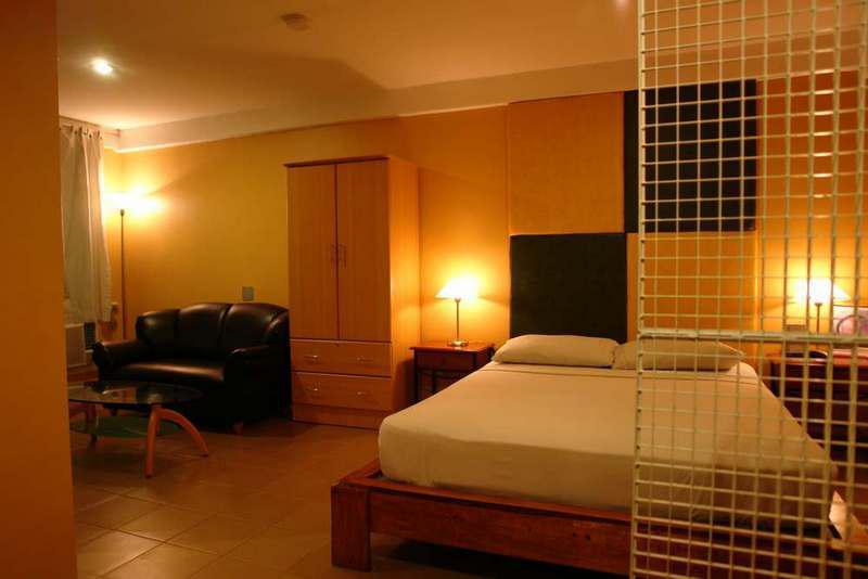 Sir William'S Hotel Cidade Quezon Exterior foto
